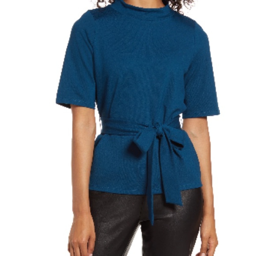Halogen Mock Neck Top With Tie Size M